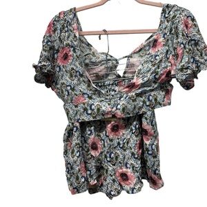 Avallable 2 piece short set pajamas Size S.